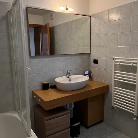 Apartment Bel Avec Parking Et Wifi Au Centre De - Fr-1-343-187