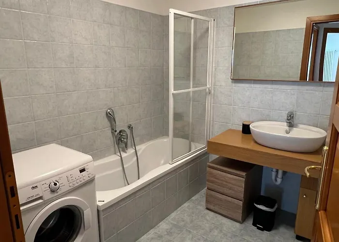 Apartamento Au Cœur De Avec Parking Et Animaux Acceptés - Fr-1-343-187 *